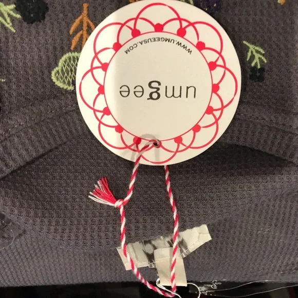 Umgee high low embroidered waffle weave tu… - Picture 7 of 7